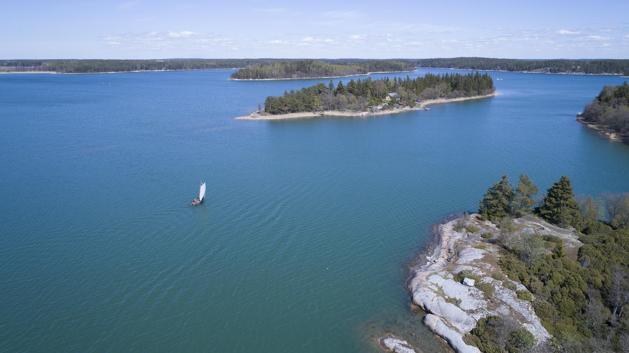 Skärgårdsskolan Saaristokoulu Hotell Houtskar Exteriör bild